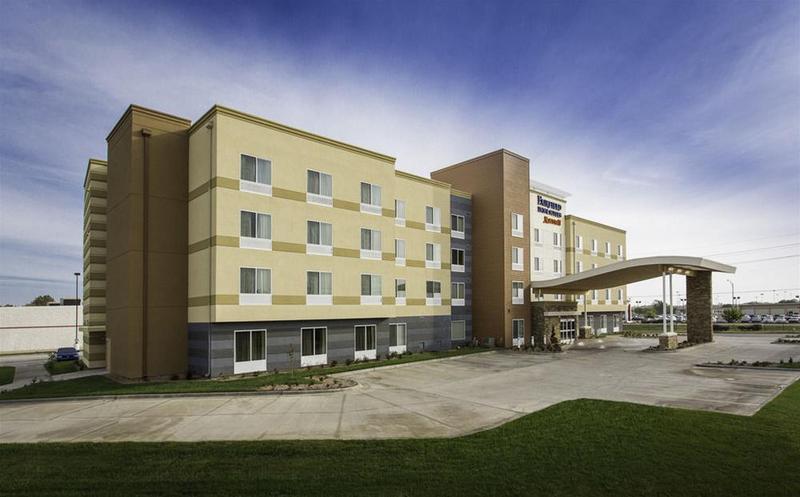 Fairfield Inn & Suites By Marriott Omaha West Ngoại thất bức ảnh