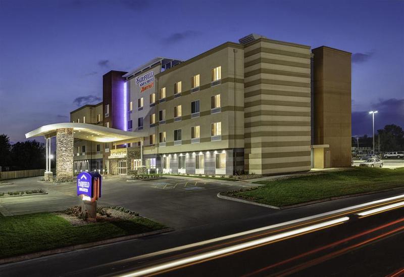 Fairfield Inn & Suites By Marriott Omaha West Ngoại thất bức ảnh